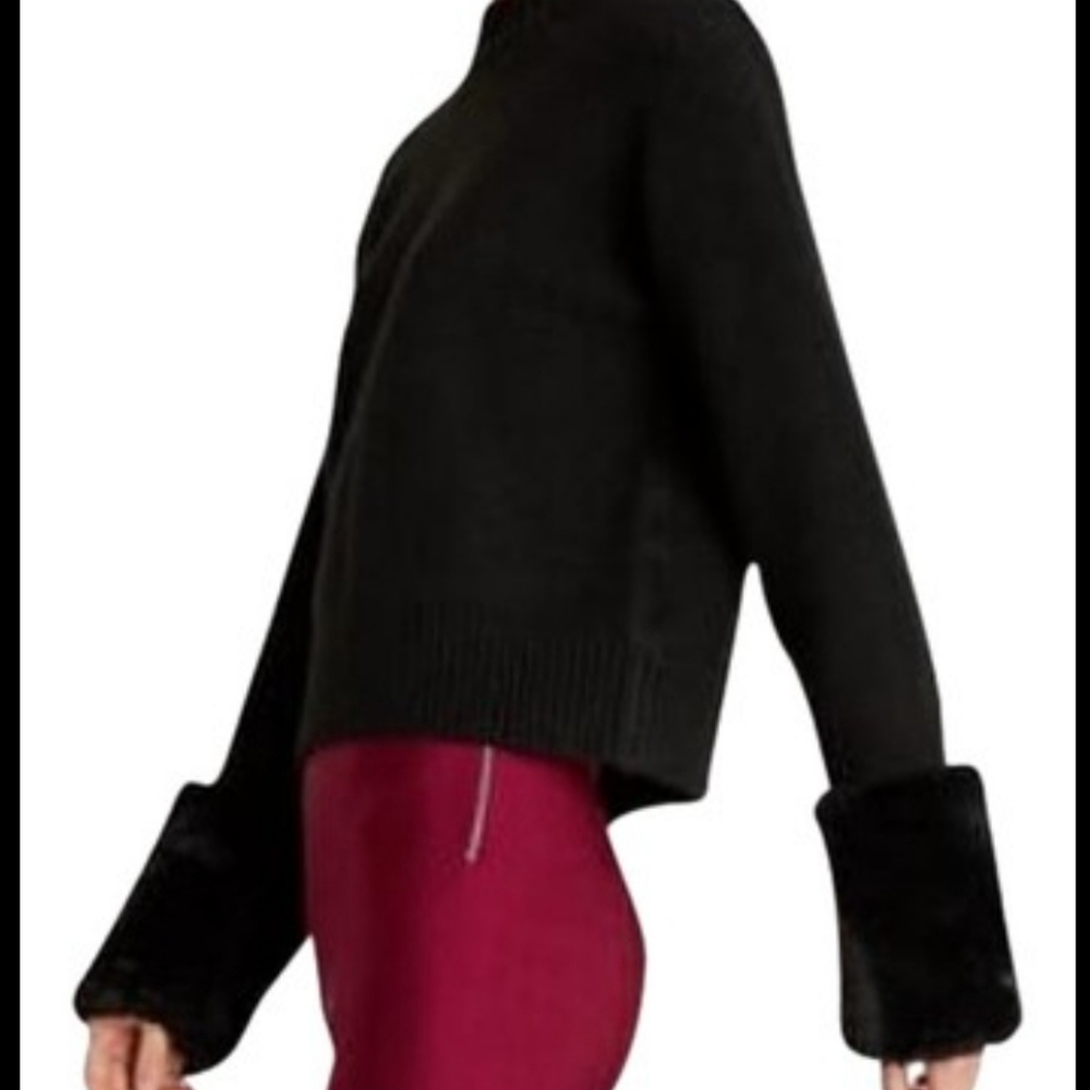 Zara Faux fur cuff sweater